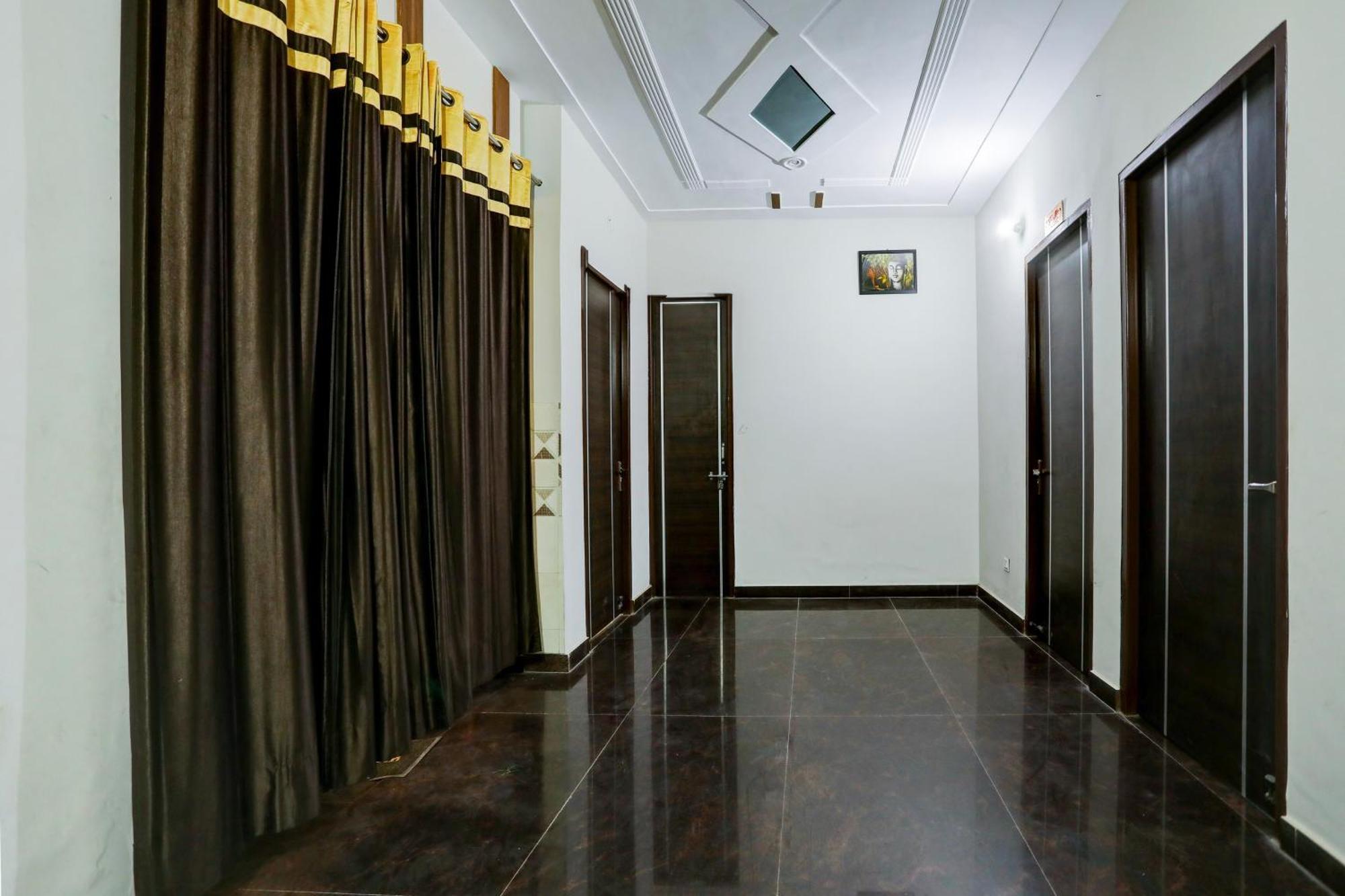 Hotel O Grand Epic Inn Noida Exterior foto