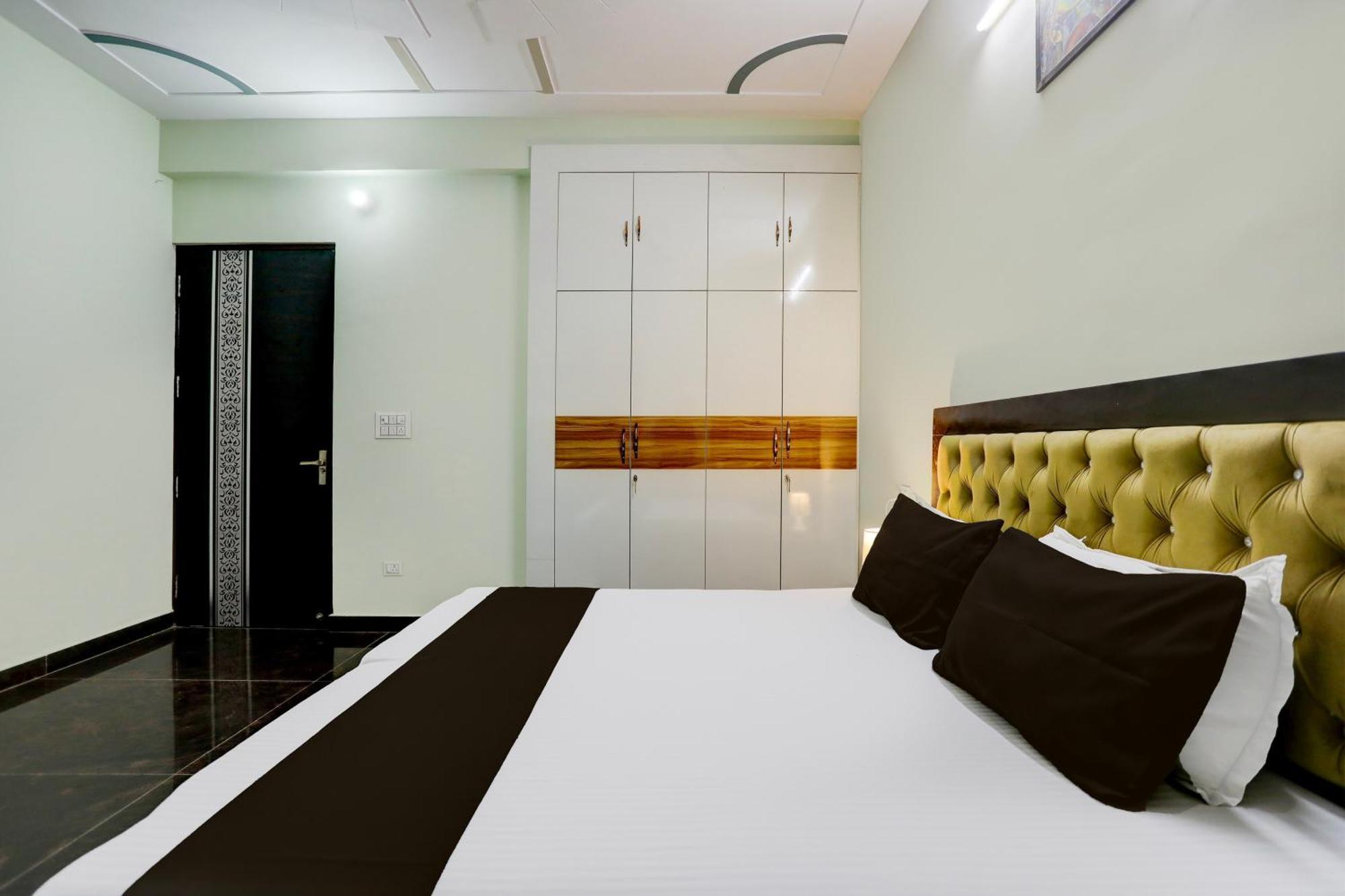 Hotel O Grand Epic Inn Noida Exterior foto