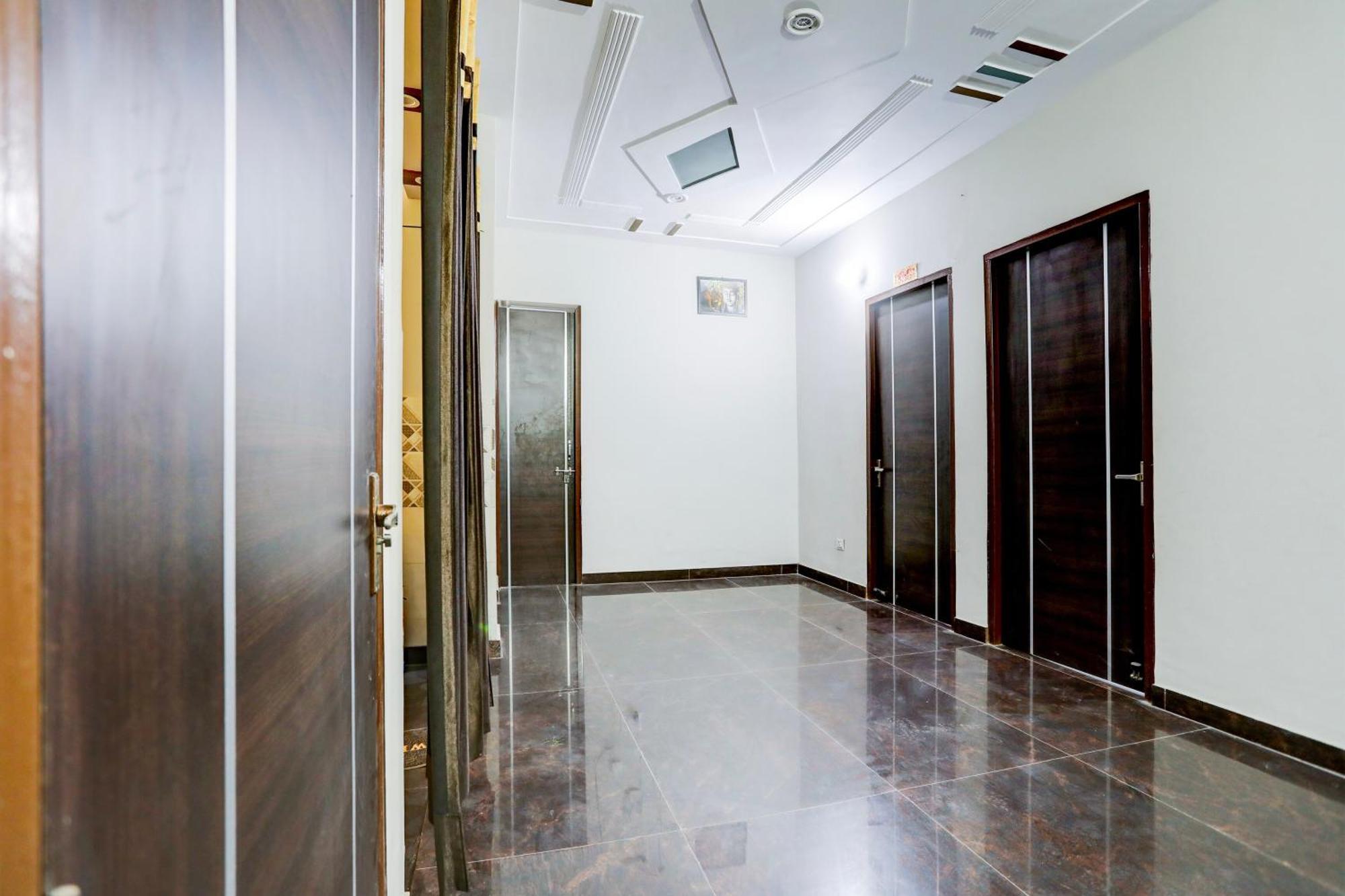 Hotel O Grand Epic Inn Noida Exterior foto